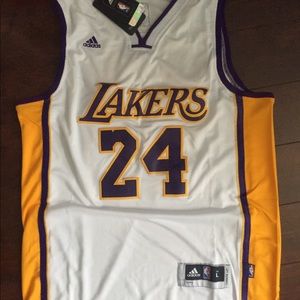 Kobe Bryant jersey size large never worn